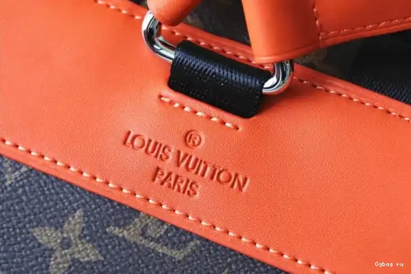 VUITTON MM LOUIS CHRISTOPHER 0531